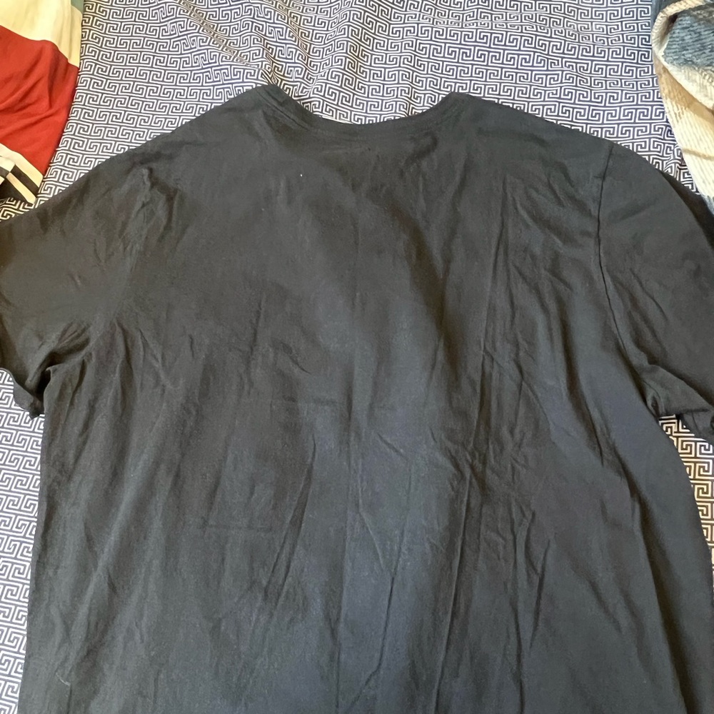 VINTAGE TEE! - Picture 2 of 2